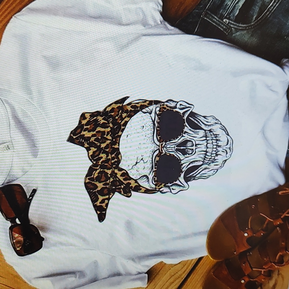 NWT Leopard Skull T-shirt